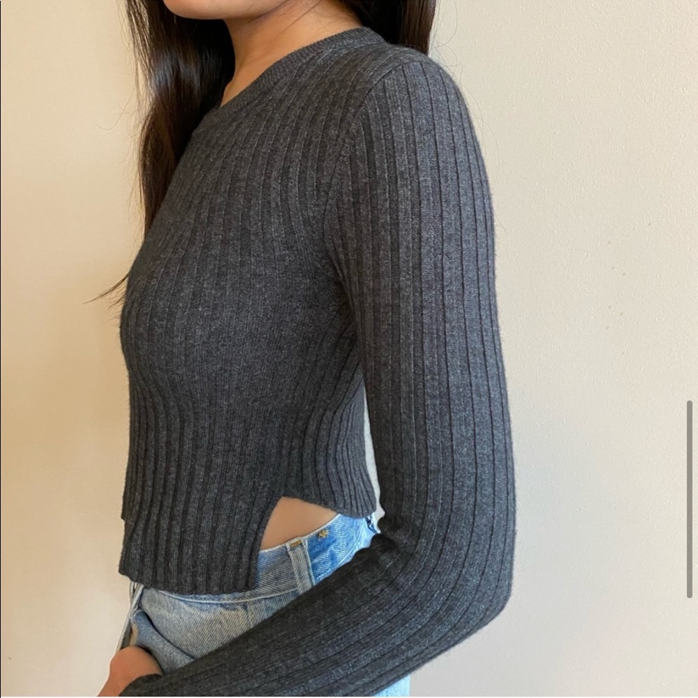 Aritzia - Babaton Ribbed Sweater - Picture 8 of 11